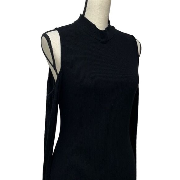 FTF Cold-Shoulder Ribbed Mini Bodycon Dress - Picture 4 of 11